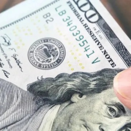 El mercado ya le pone precio al dólar de 2026 y proyecta tres escenarios según la inflación