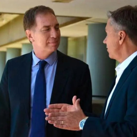 Reforma laboral: los gobernadores ponen condiciones y Santilli negocia voto por voto