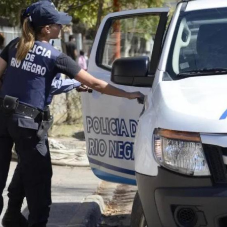 Detuvieron a dos jóvenes de Viedma por un robo en Pedro Luro y les secuestraron cocaína y marihuana