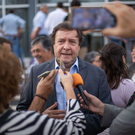 Weretilneck negó permisos mineros en zonas glaciares y afirmó que archivó el expediente de Tamar Mining