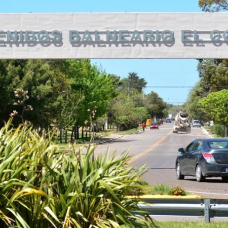 Viedma reactivó el servicio de combis a El Cóndor: horarios, tarifa y cómo funciona