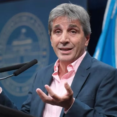 Caputo defendió los créditos del Banco Nación a funcionarios: “No hay nada ilegal ni inmoral”