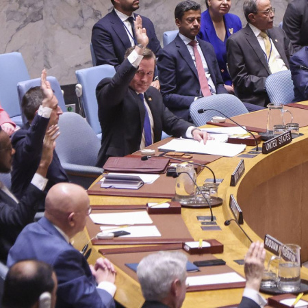 China y Rusia vetaron una resolución de la ONU para proteger el tráfico en Ormuz