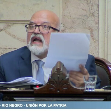 Piden tratar en comisión la expulsión de Lorena Villaverde del Congreso