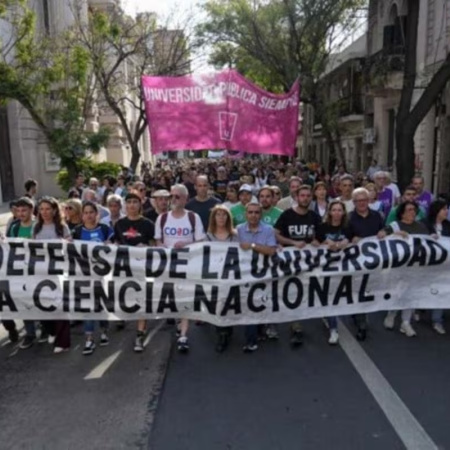 El oficialismo reflota una reforma para bajar el costo de la ley universitaria