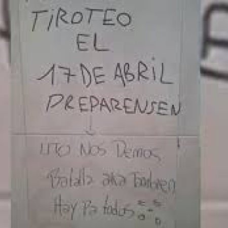 Amenazas en las escuelas de la Comarca: qué es la TCC (True Crime Community)