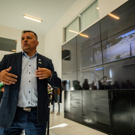 Viedma inauguró un centro 911 con IA y monitoreo en tiempo real