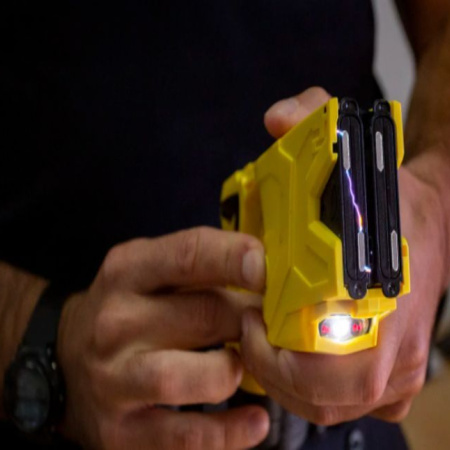 Río Negro autorizó el uso de pistolas Taser para la Policía provincial