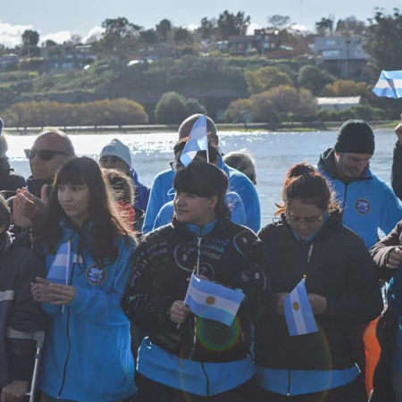 Viedma desafió al frío con una nueva edición del Winter Open Water