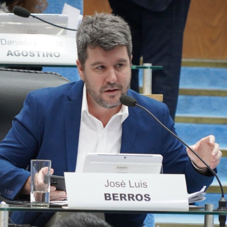 Fondo Rionegrino para la Vivienda: Berros propone usar regalías para créditos accesibles