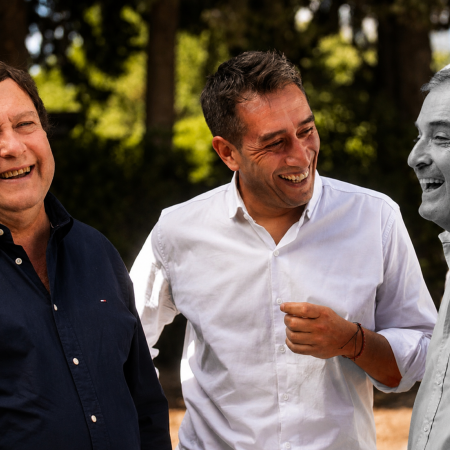 Castro, sostenido en la tormenta: el blindaje político de JSRN ante una gestión en crisis