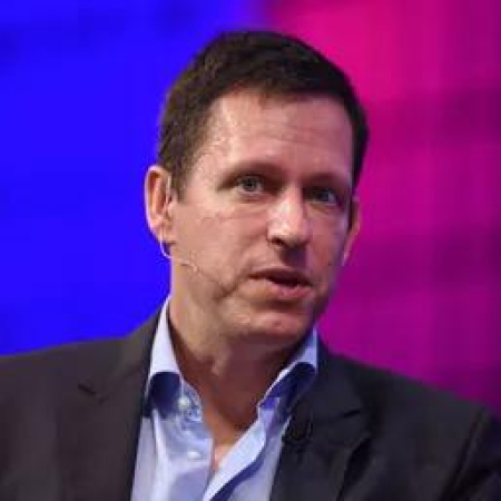 Peter Thiel pone un pie en Vaca Muerta: compró US$ 76 millones en acciones de Vista
