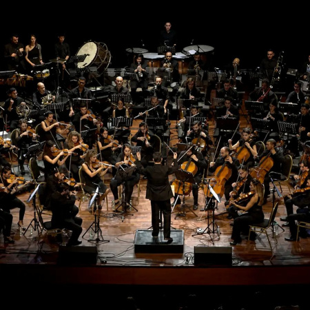 La Orquesta Filarmónica de Río Negro se presenta en Viedma junto al director español Gil de Gálvez