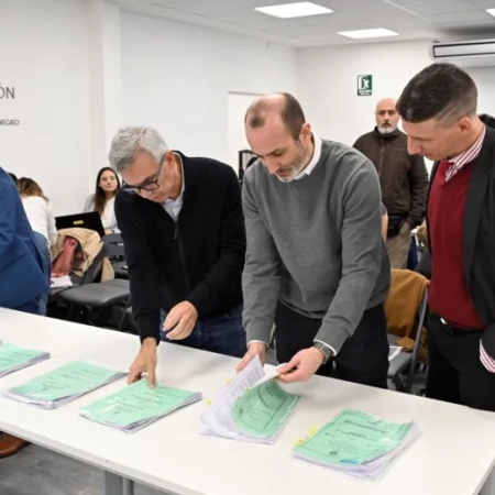 Elecciones en Bariloche: siete alianzas avanzan, pero La Libertad Avanza espera la decisión del juez