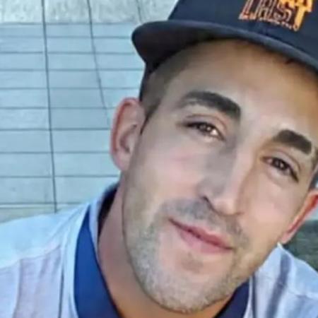 Familiares de un joven asesinado empapelan la ciudad y juntan fondos para contratar un abogado