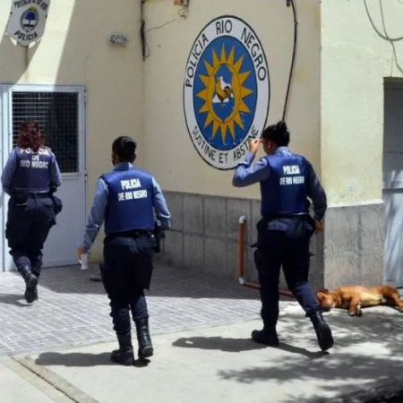 Juicio en Viedma: acusan a un hombre de disparar contra dos policías en el barrio Guido