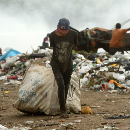 La pobreza vuelve a crecer en Argentina y podría superar el 32% durante 2026