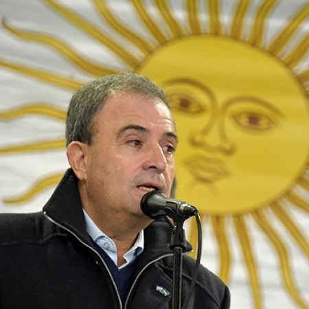 Pesatti mira al 2027 y advierte: “La inteligencia artificial plantea una nueva cuestión social”