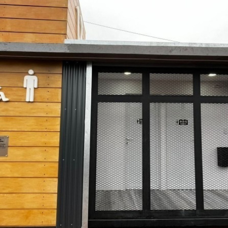 Baños de la Feria: investigarán a cuatro funcionarios por la contratación de $45 millones
